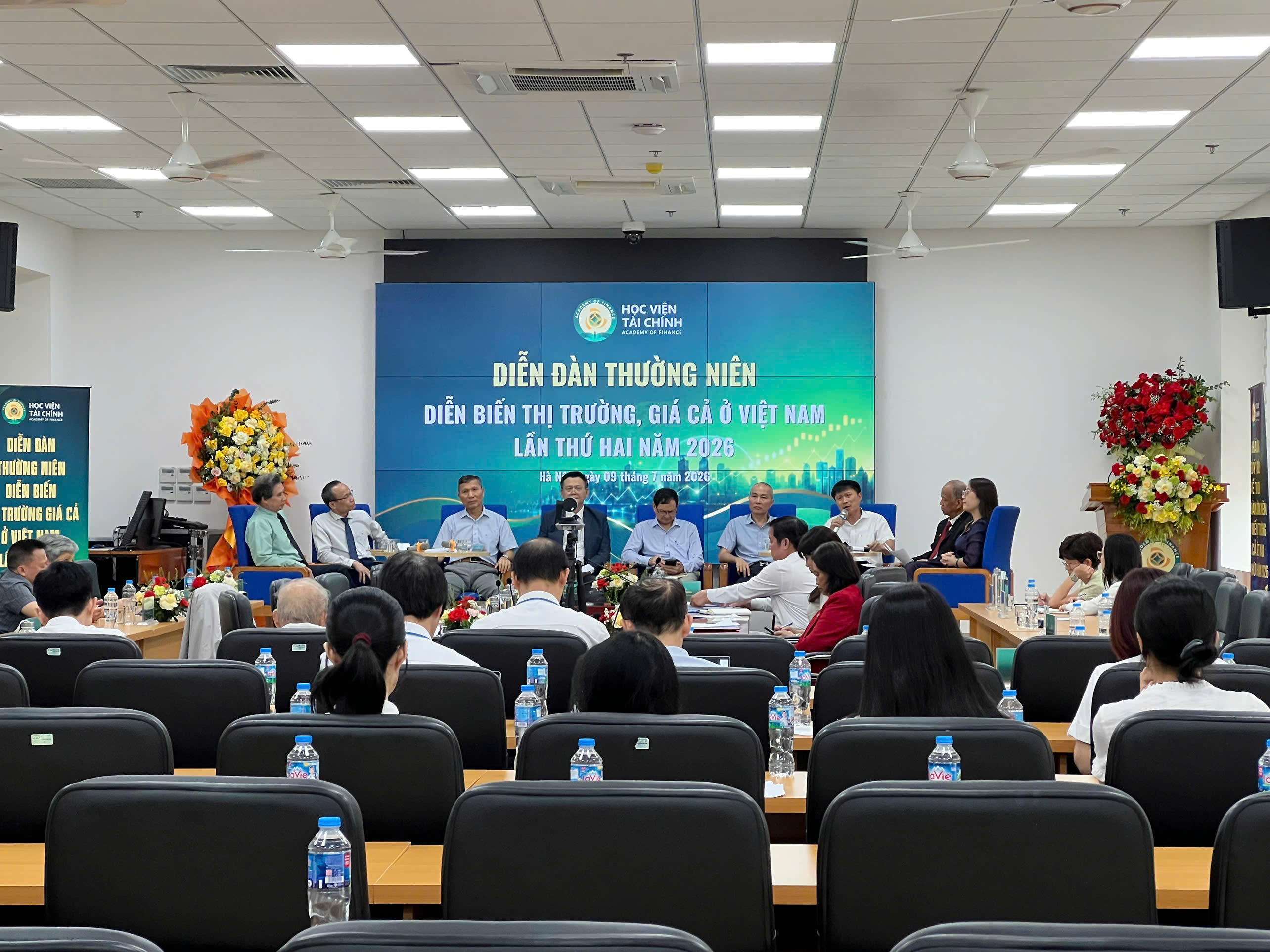 Học viện Tài chính tổ chức diễn đàn dự báo diễn biến thị trường, giá cả năm 2026