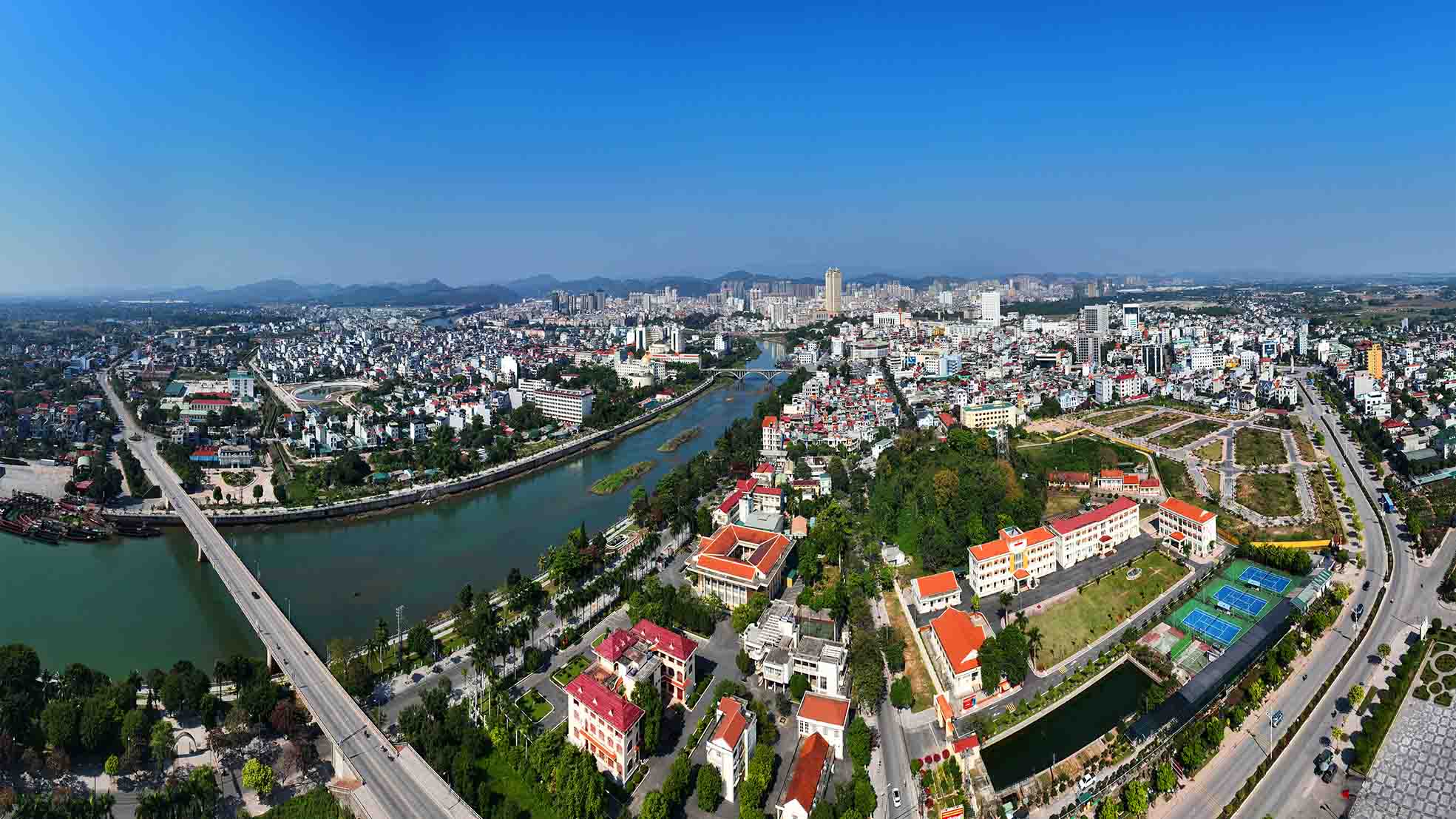 Quản lý phát triển cây xanh đô thị – Khu trung tâm đô thị, khu kinh tế cửa khẩu Móng Cái – Tỉnh Quảng Ninh