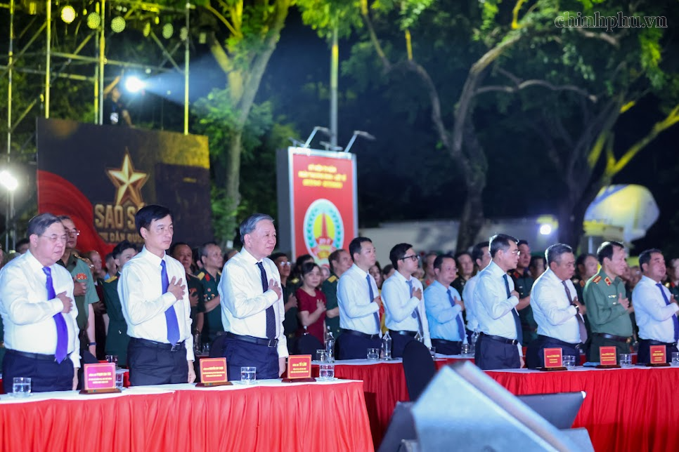 Tổng Bí thư, Chủ tịch nước Tô Lâm dự Cầu truyền hình ‘Sao sáng dẫn đường’
