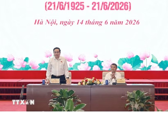  Thủ tướng Chính phủ và Chủ tịch Quốc hội gặp mặt lãnh đạo các cơ quan báo chí