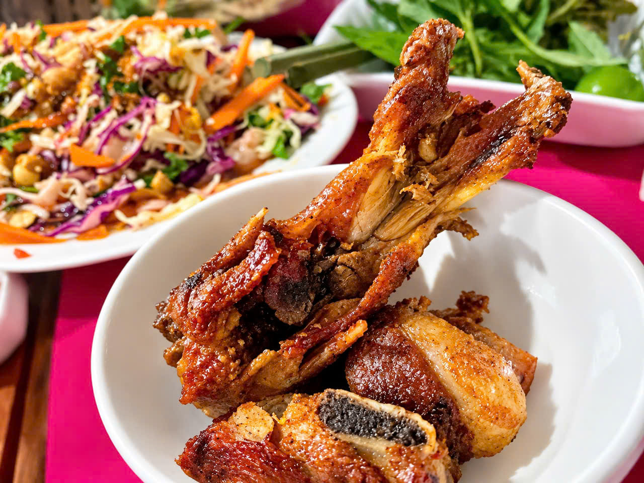  Về Khánh Hưng thưởng thức vị đồng quê, mơ xây dựng vùng chăn nuôi sạch