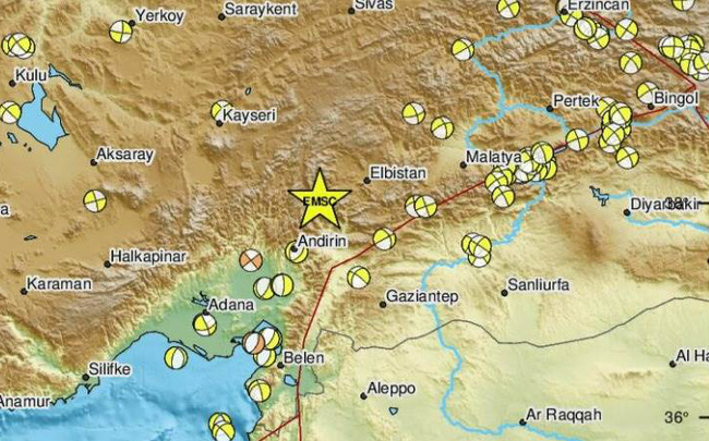 Thổ Nhĩ Kỳ tiếp tục hứng chịu động đất mạnh khiến hàng trăm người thương vong