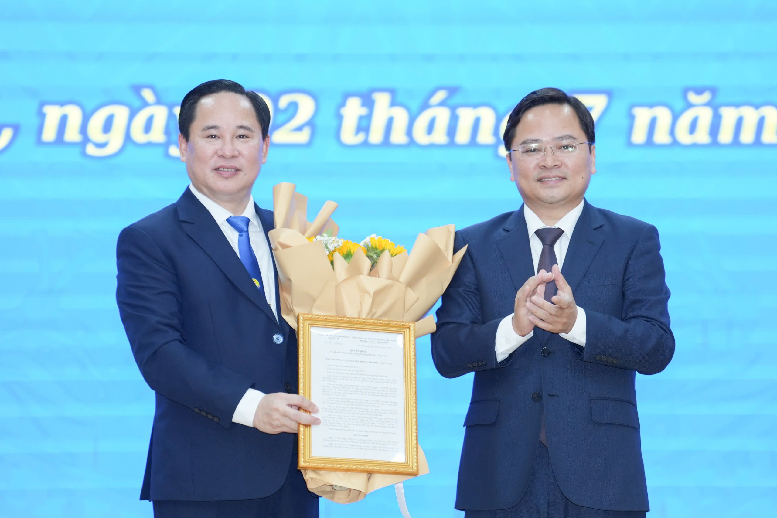 PGS.TS Lê Mạnh Hùng tiếp tục giữ cương vị Hiệu trưởng Trường Đại học Công đoàn