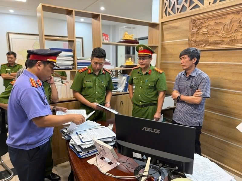 Khởi tố, bắt tạm giam Giám đốc Ban Quản lý dự án TP Huế vì sai phạm tại dự án rác 86 tỷ đồng