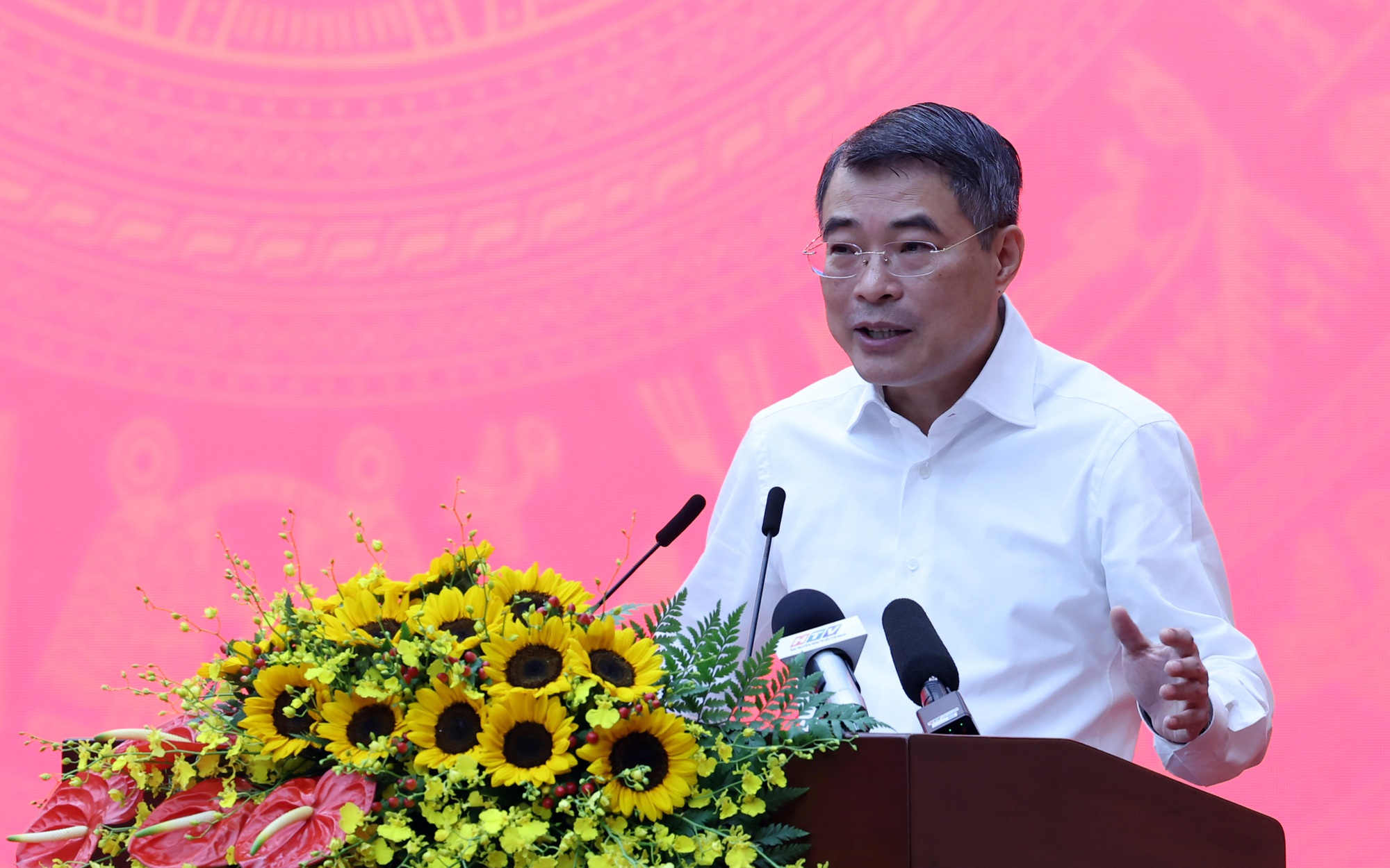  Thủ tướng: Xây dựng Luật Đô thị đặc biệt cho TP. HCM với các nhóm chính sách mạnh, đột phá, khả thi