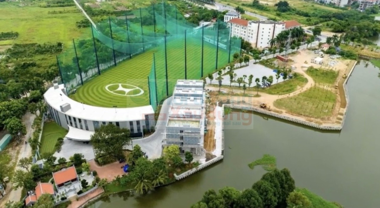 Đông Anh – Hà Nội: Sân tập golf Hoàng Gia “mọc” trên đất quy hoạch xây công viên cây xanh?