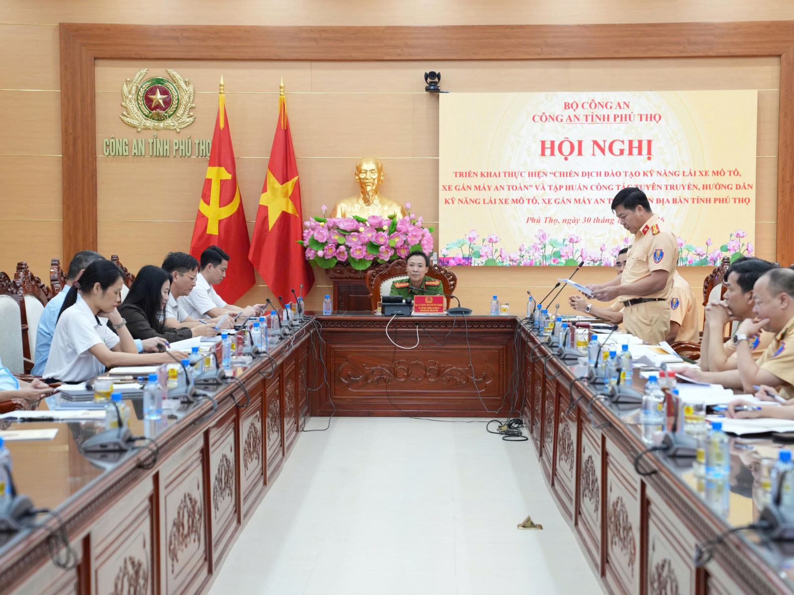 Công an tỉnh Phú Thọ triển khai chiến dịch đào tạo kỹ năng lái xe mô tô, xe gắn máy an toàn