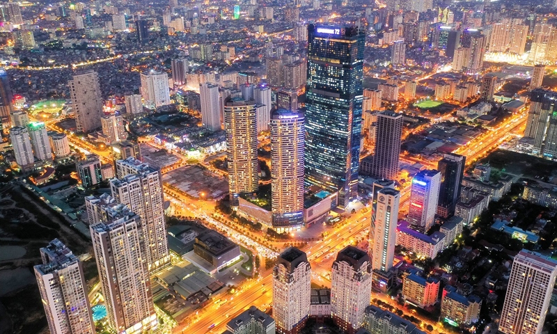 Bộ trưởng Trần Hồng Minh: Phát triển nhà ở cho thuê, từng bước chuyển từ mua sang thuê nhà