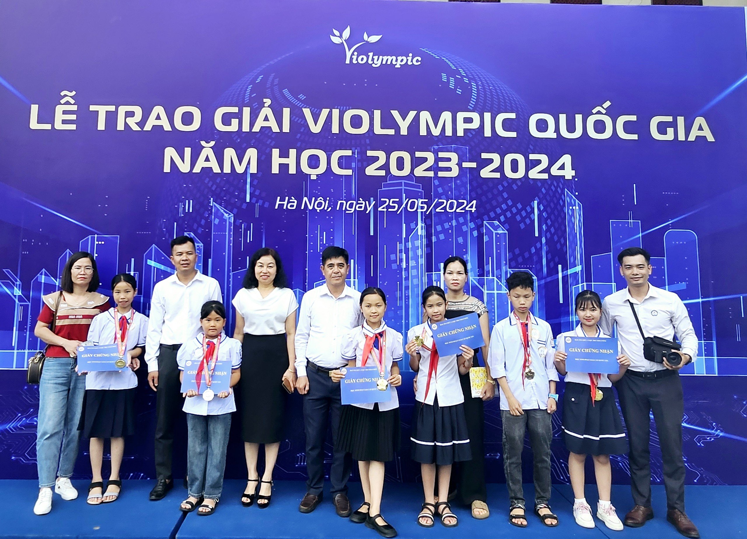 Trường Tiểu học số 1 thị trấn Tân Uyên 4 năm liền đạt giải cao tại sân chơi Violympic cấp Quốc gia