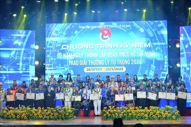 Trao Giải thưởng Lý Tự Trọng năm 2023 cho 100 cán bộ Đoàn xuất sắc toàn quốc