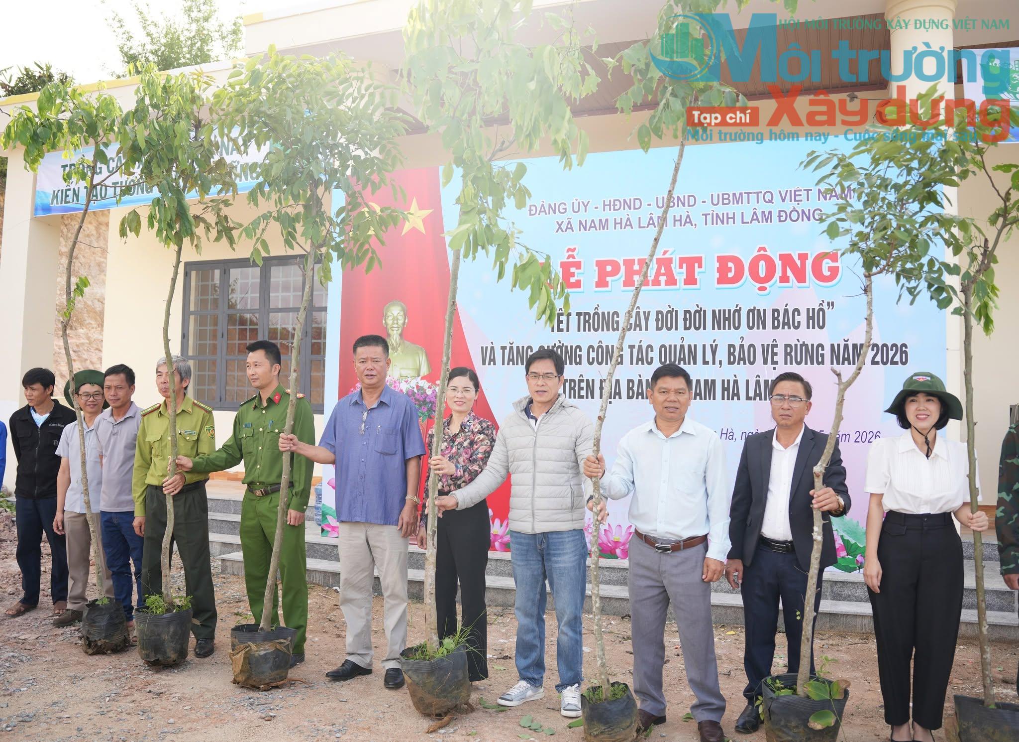 UBND xã Nam Hà Lâm Hà bứt tốc phủ xanh, hoàn thành mục tiêu 3.370 cây xanh năm 2026