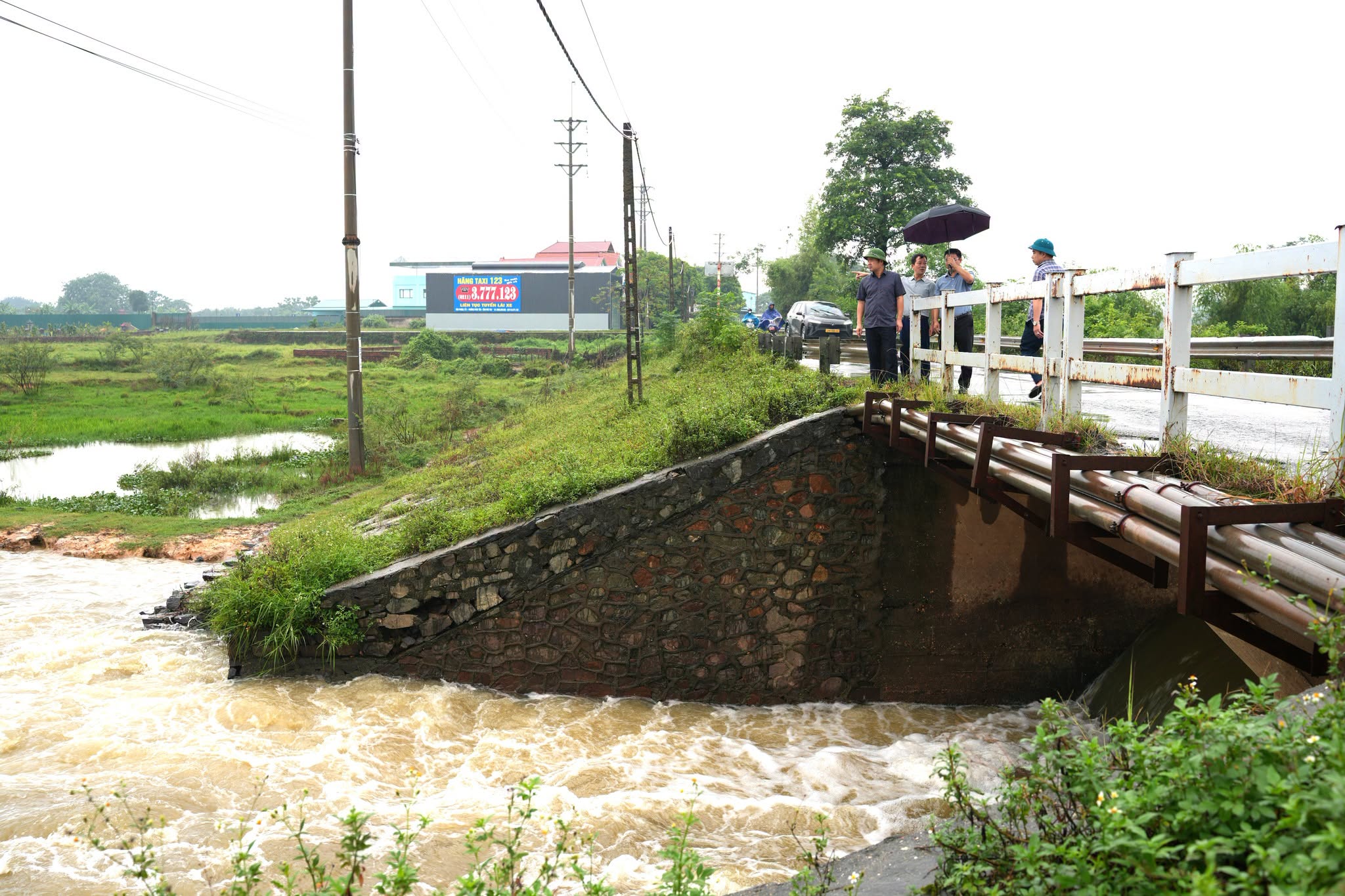 Hà Nội chủ động phòng, chống mưa lũ, bảo đảm an toàn cho Nhân dân