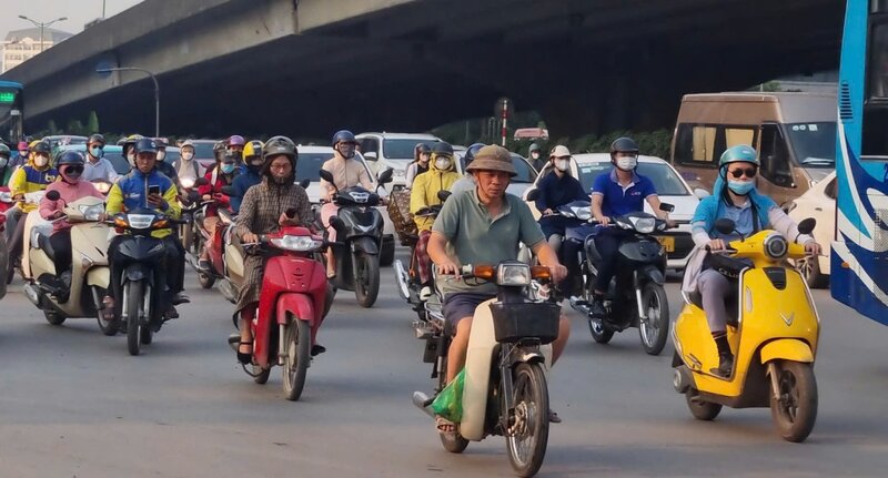 Hà Nội triển khai lộ trình kiểm định khí thải xe máy, nghiên cứu hỗ trợ đổi phương tiện không đạt chuẩn 