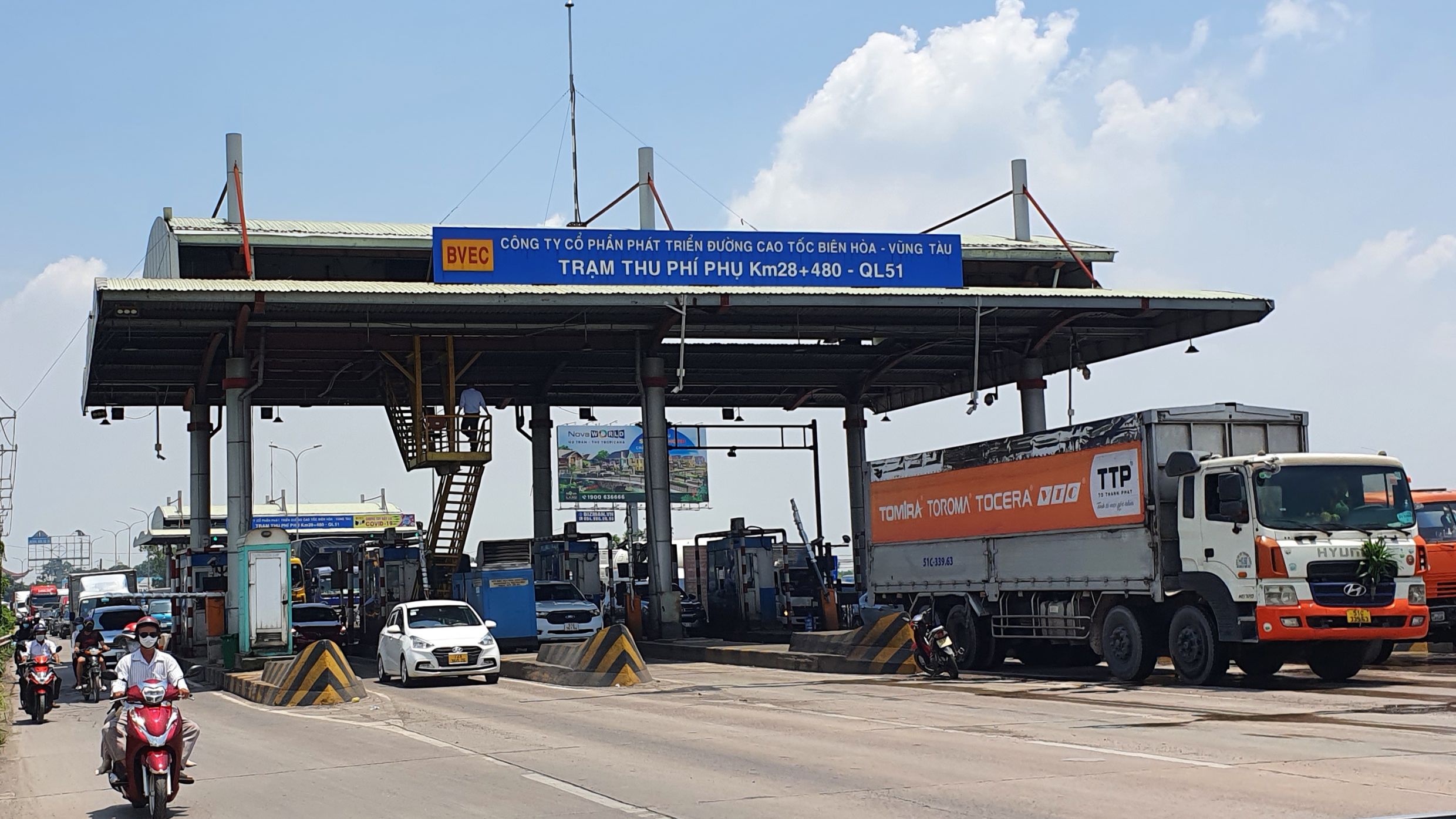 Bộ Xây dựng yêu cầu siết quản lý đối tượng được giảm phí tại các trạm BOT