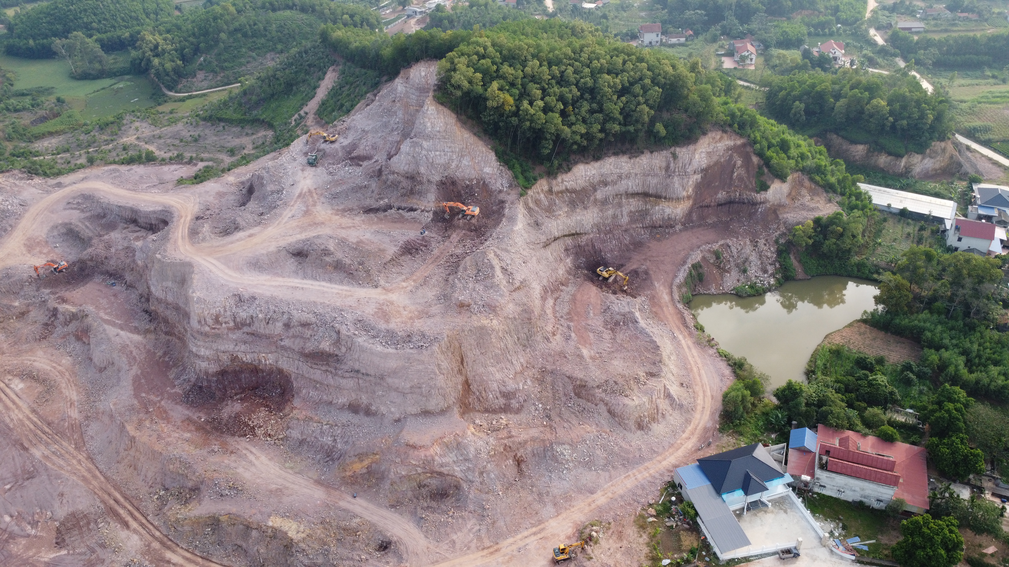 Thanh Hoá: Nhiều doanh nghiệp bị xử phạt do vi phạm khai thác khoáng sản