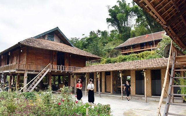 Định hướng phát triển kiến trúc nhà ở dân tộc Thái vùng Tây Bắc phục vụ du lịch cộng đồng