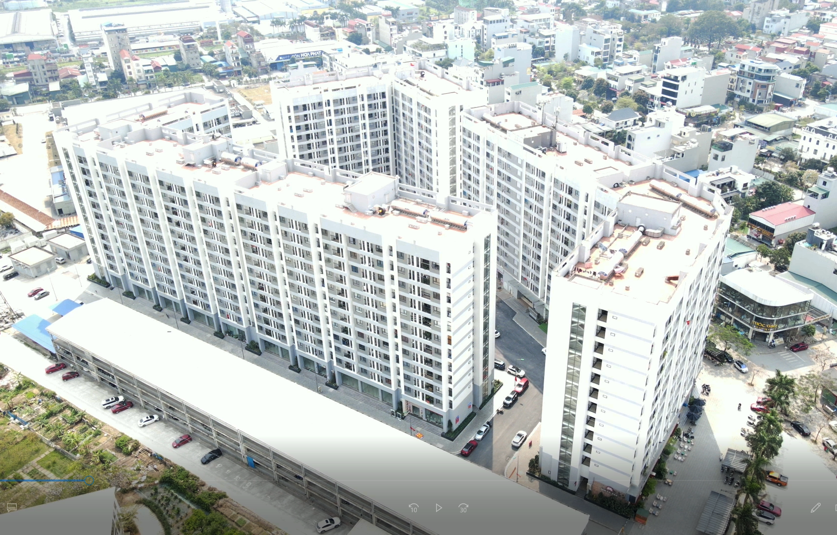 Chung cư bắt buộc phải có khu riêng cho ô tô, xe máy điện