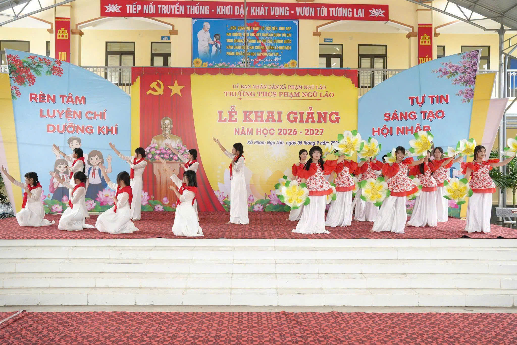 Mùa khai giảng đầu tiên dưới mái trường THCS Phạm Ngũ Lão