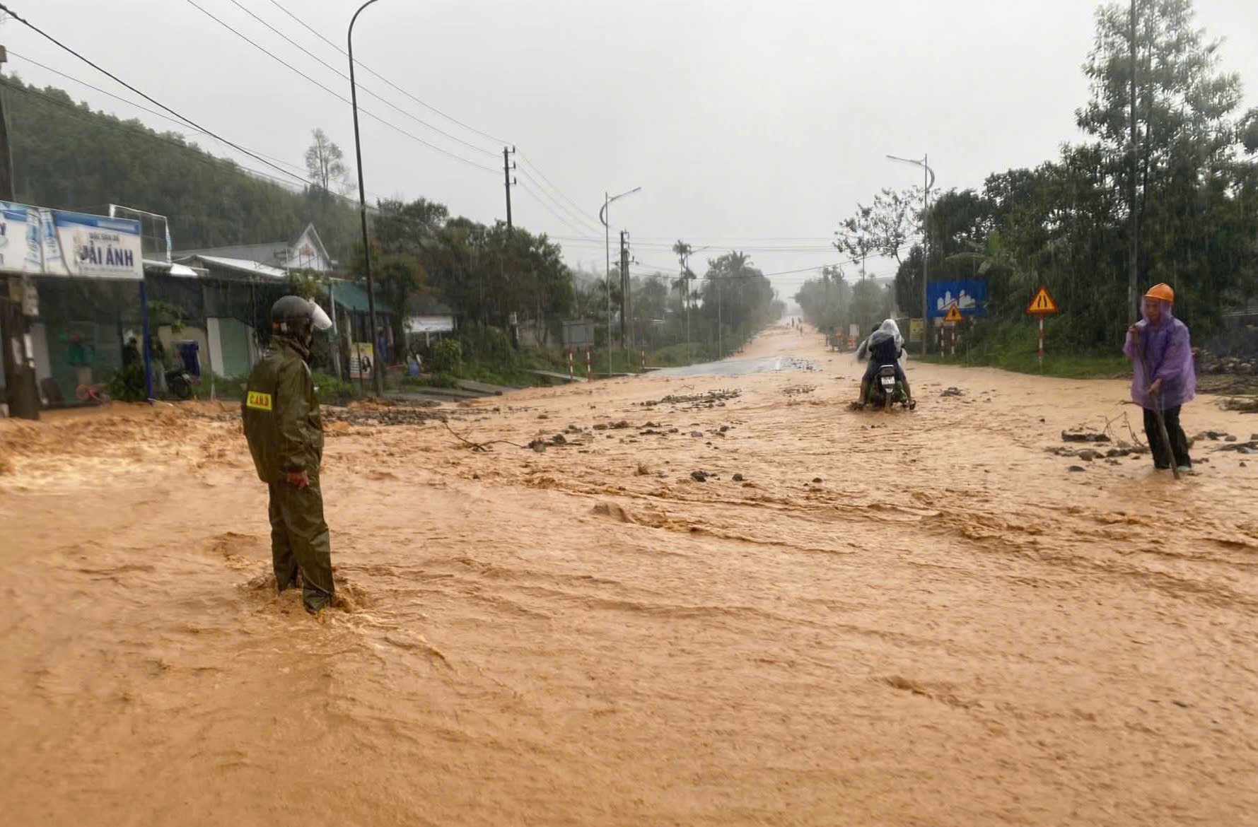 Huế, Đà Nẵng chủ động ứng phó mưa lớn trên diện rộng