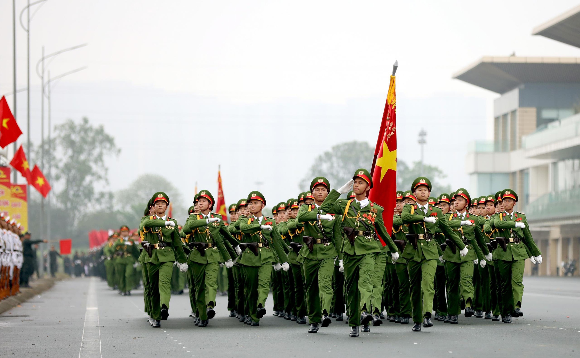 Bộ trưởng Bộ Công an gửi Thư chúc mừng nhân kỷ niệm 64 năm Ngày truyền thống lực lượng Cảnh sát nhân dân