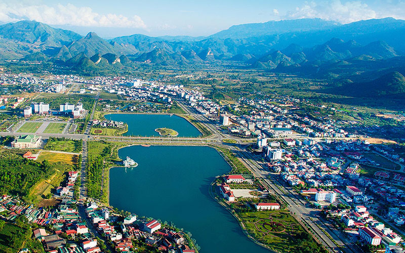 Xây dựng Lai Châu phát triển xanh, nhanh, bền vững và toàn diện  