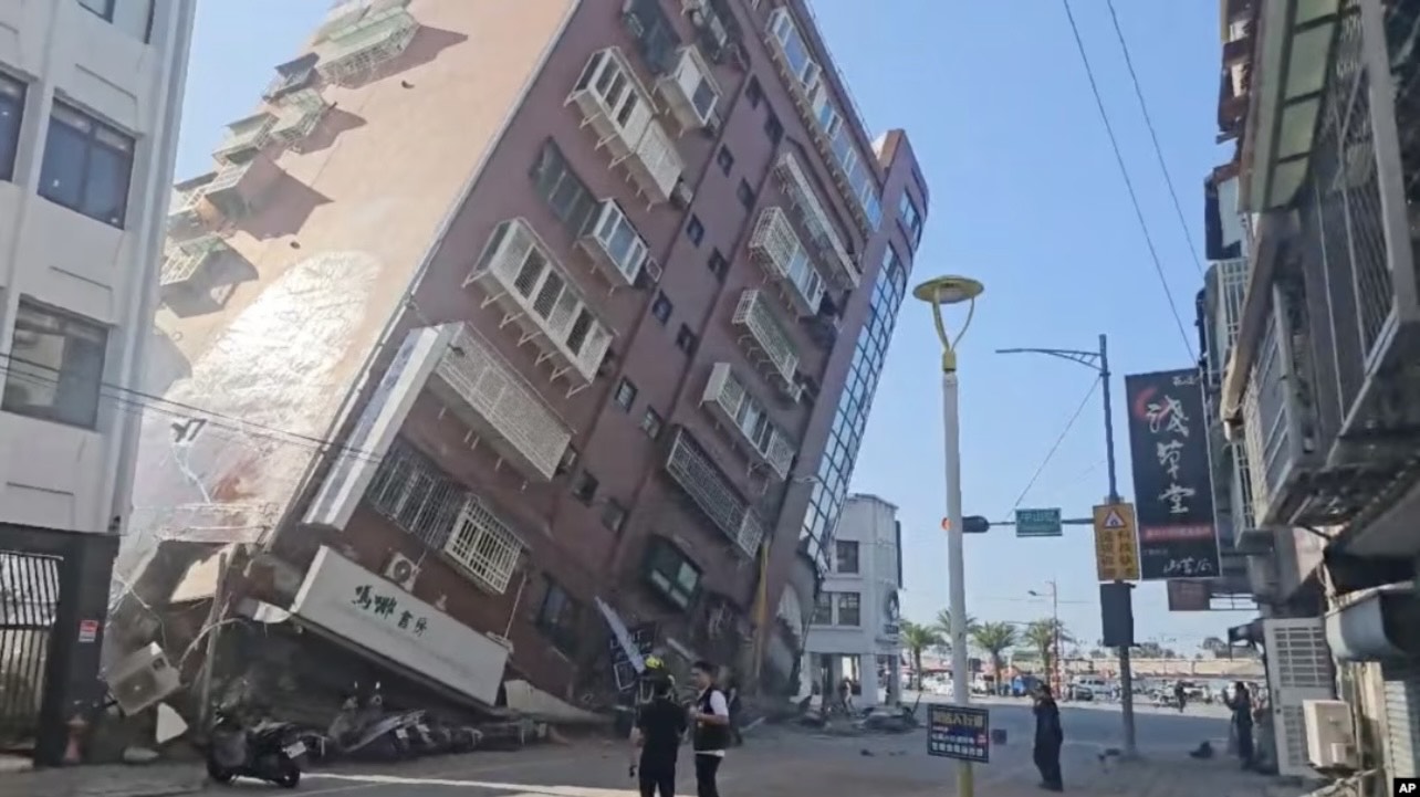 Cảnh đổ nát sau trận động đất tại Đài Loan