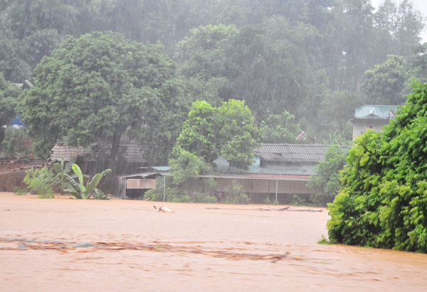Thủ tướng yêu cầu tập trung khắc phục hậu quả lũ quét tại Lào Cai và ứng phó mưa lũ ở miền núi, trung du Bắc Bộ