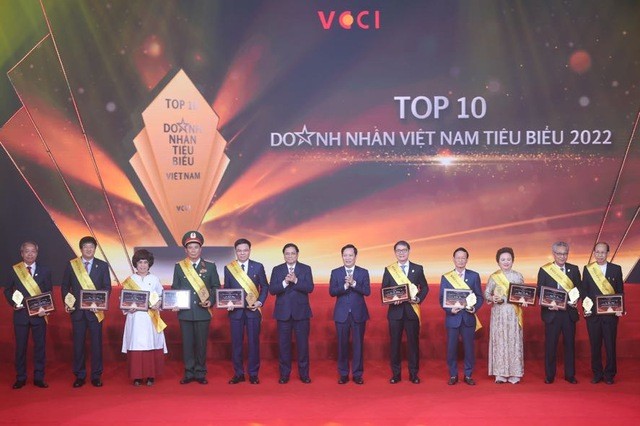 Top 10 Doanh nhân tiêu biểu nhất Việt Nam 2022 là ai?