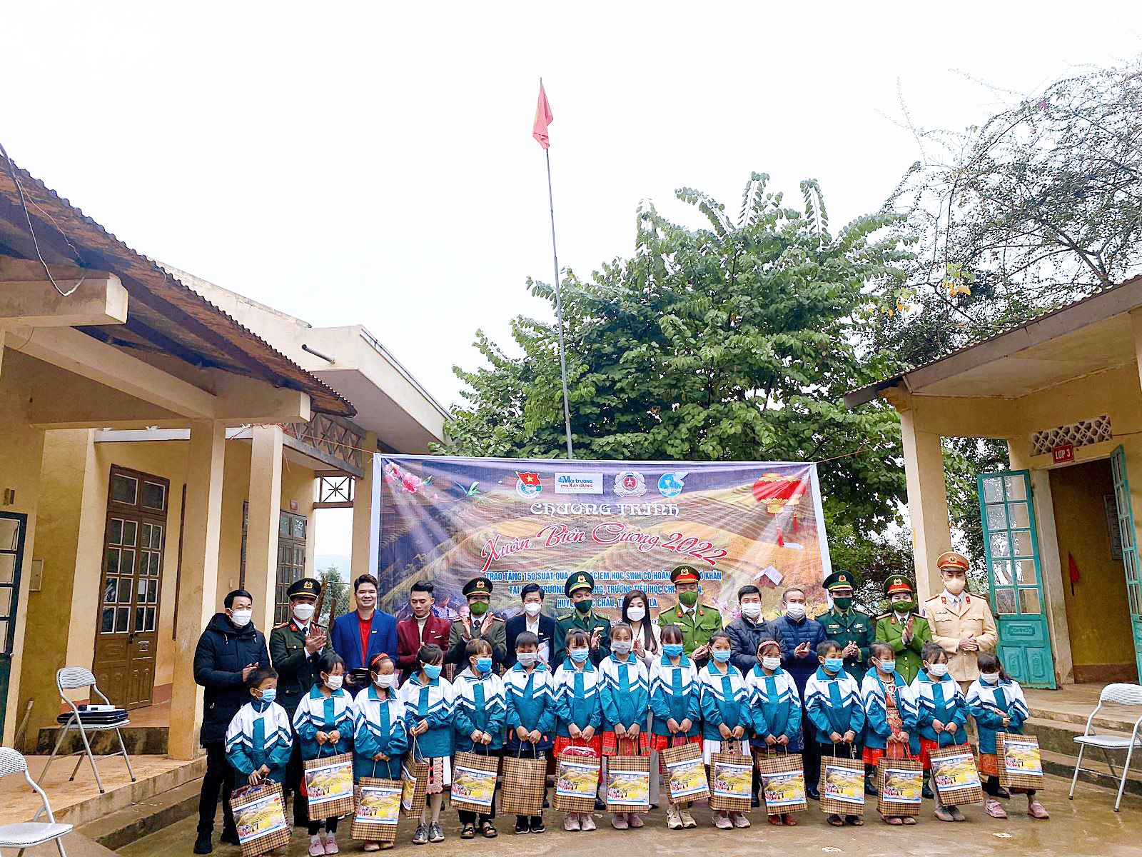 Mang Xuân ấm tới đồng bào biên giới Vùng Tây Bắc