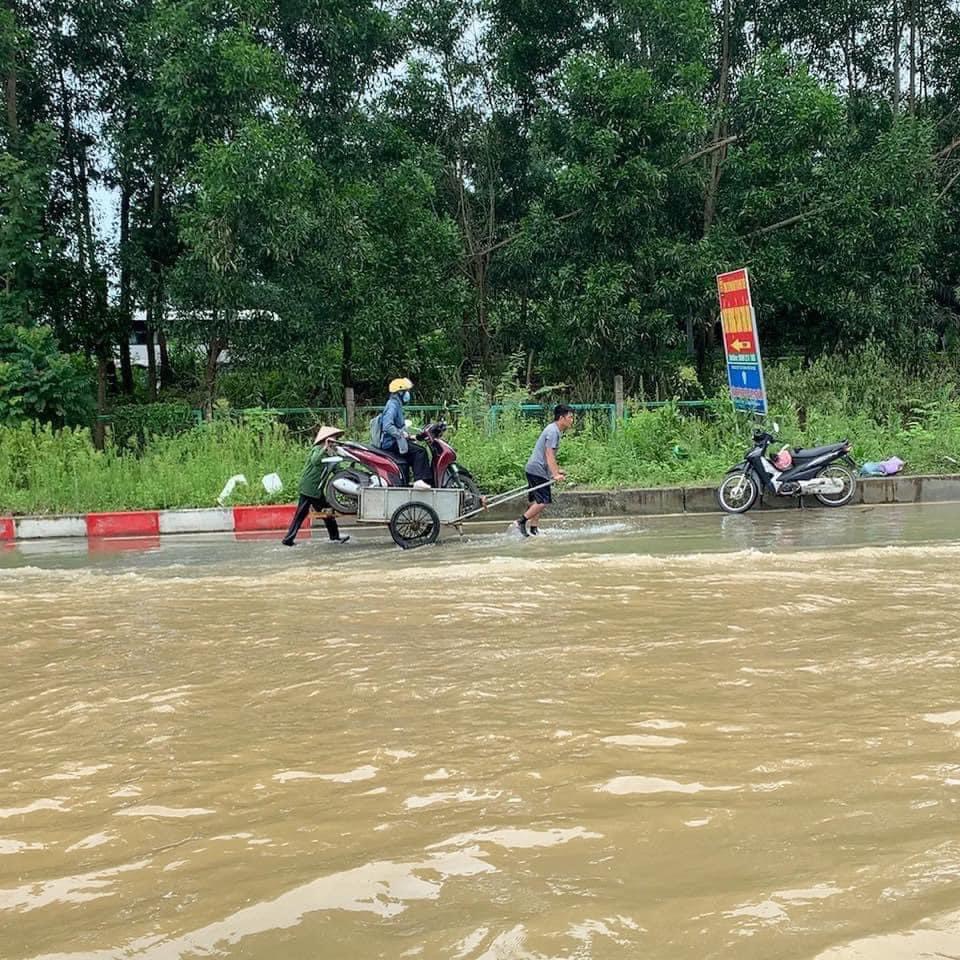 Hà Nội: Chủ động phòng ngừa, ứng phó các sự cố môi trường trong mùa mưa bão