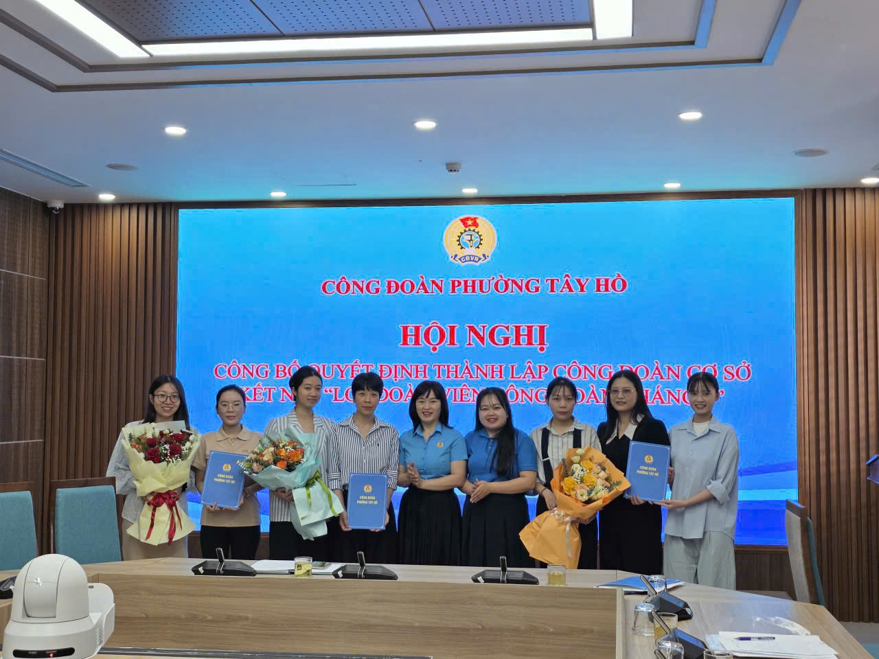 Vượt 157% chỉ tiêu, Công đoàn phường Tây Hồ tạo “điểm sáng” phát triển đoàn viên giữa lòng Thủ đô .