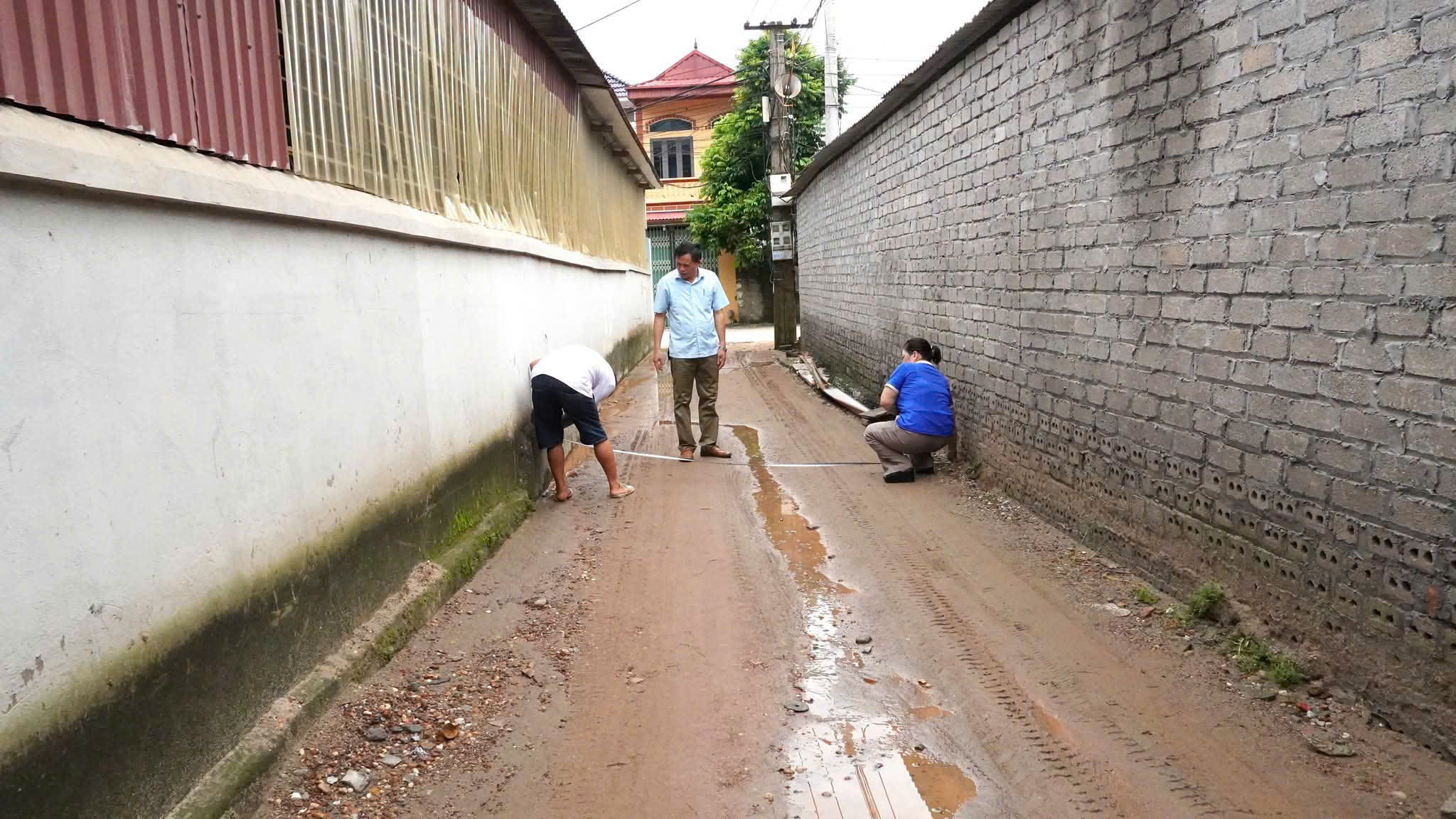 Yên Dũng lan tỏa phong trào hiến đất xây dựng đường 